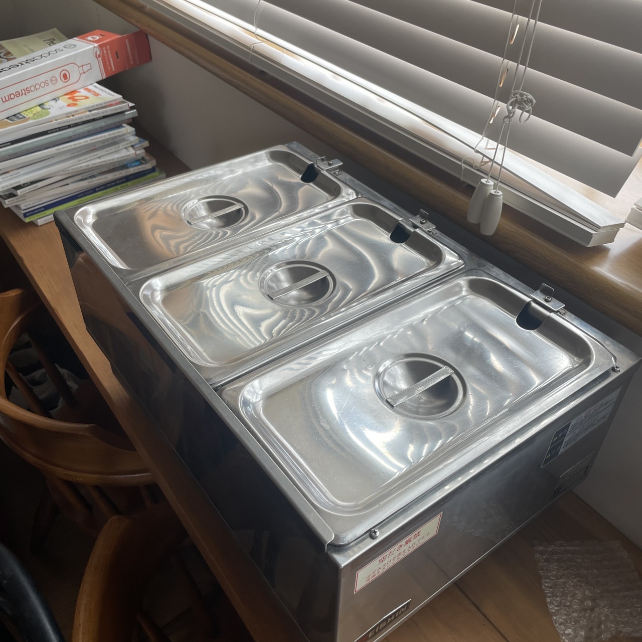 奥州市のお客様より「エイシン電器 業務用電気卓上ウォーマー」を買い取らせて頂きました。