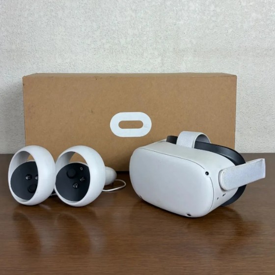 盛岡市のお客様より「Meta Quest 2 VR ヘッドセット コントローラー セット」を買い取らせて頂きました。