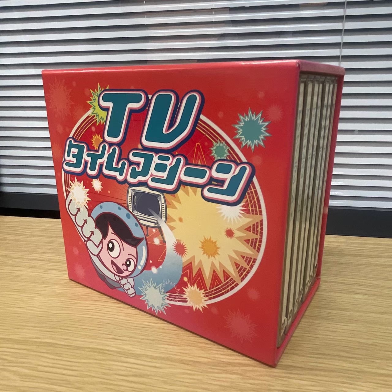 遠野市のお客様より「東芝EMI 2000年発売 CD-BOX TVタイムマシーン」を買い取らせて頂きました。